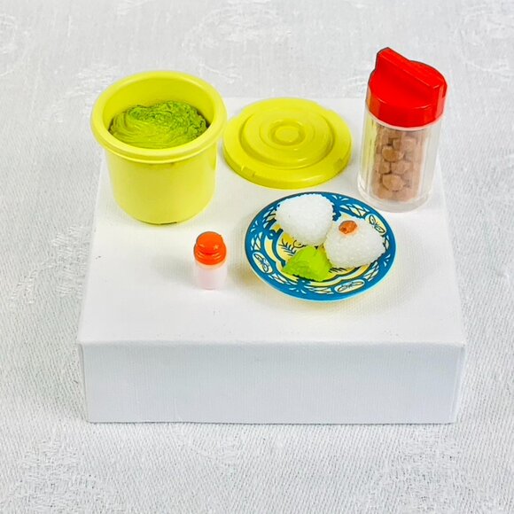 Re-Ment 2015 Grandpa Bachanchi Miniature: Pickles & Rice Balls Set (Box #5) - Picture 5 of 12